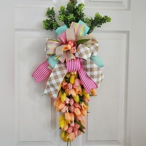 Tulip Easter Carrot wreath decor